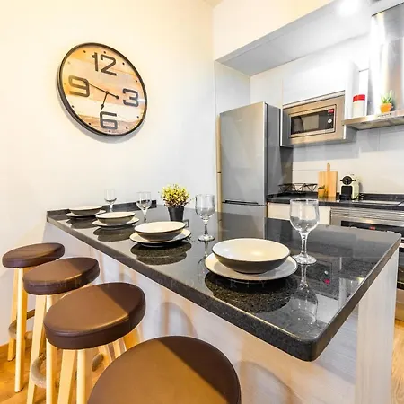 Cozy Flat With Common Pool & Parking - Center By Rems Apartment Malaga Exterior photo