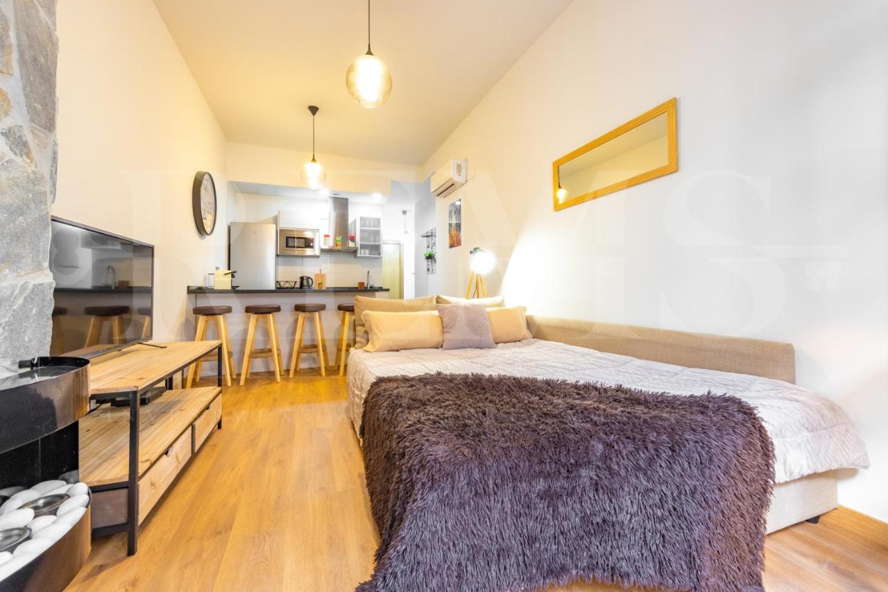 Cozy Flat With Common Pool & Parking - Center By Rems Apartment Malaga